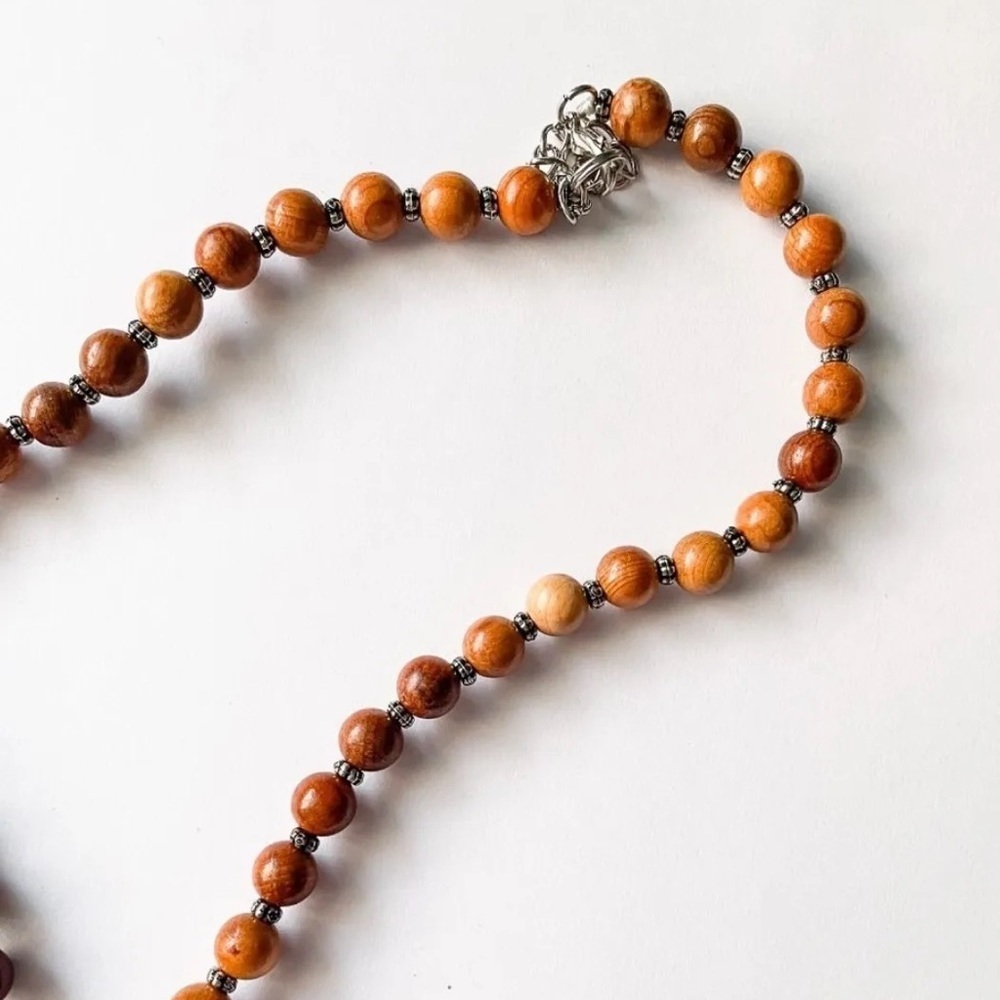 Grounding Giving Necklace - Picture 3 of 4